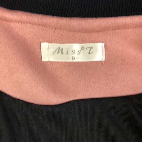 Girl's Doggie Jacket - Picture 4 of 7